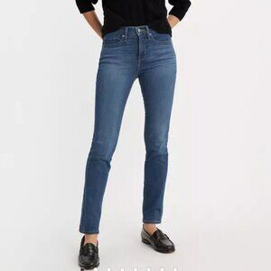 Levi's  312 Shaping Slim Jeans